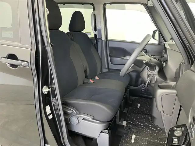 日産 ルークス ハイウェイスター X 大分県 2022(令4)年 1.2万km ブラック 禁煙車/純正ディーラーナビ【MM321D-L】/・Bluetooth・フルセグTV・AM・FM・DISC/全方位カメラ・バックカメラ/純正フロアマット/両側パワースライドドア/ハンズフリーオートスライドドア/ドライブレコーダー/ビルトインETC/純正14インチアルミホイール/純正LEDヘッドライト/純正フォグランプ/プッシュスタート/リアシーリングファン/ドアバイザー/ステアリングリモコン/パワーステアリング/パワーウィンドウ/電動格納ミラー/保証書/取扱説明書/スペアキー