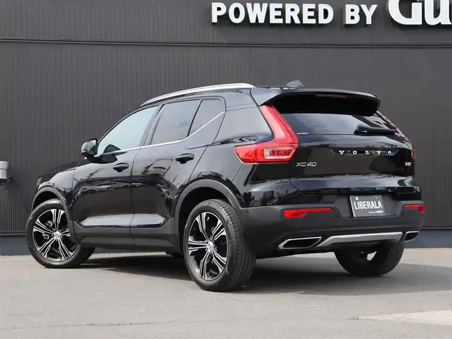 ボルボ ＸＣ４０ T4 AWD インスクリプション 長野県 2018(平30)年 3.8万km 黒 赤革シート /純正ナビTV /360°カメラ /CarPlay /harman/kardon /ACC /衝突軽減ブレーキ /LKA /BSM /パワーシート/ヒーター/ステアヒーター /パワーバックドア /スマートキー /純正19AW /LEDライト
