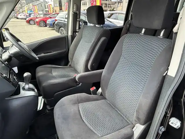 日産 セレナ 20X S HV Aセーフティ 石川県 2014(平26)年 10.9万km ダイヤモンドブラック 社外SDナビ/フルセグテレビ/Bluetooth/全周囲カメラ/バックカメラ/WAC/ETC/プッシュスタート/フリップダウンモニター/両側パワースライド/ドアバイザー/ウィンカーミラー/冬タイヤAW/アイドリングストップ/純正フロアマット