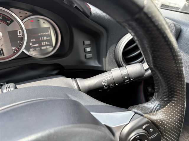 トヨタ ８６ GT 三重県 2016(平28)年 8.9万km オレンジメタリック 6MT/GRフロントポイラー/サイドスカート/TRDエアロスタビライジングカバー/純正ナビ(Bluetooth/CD/DVD/SD/地デジTV/AM/FM)/バックカメラ/ETC/クルーズコントロール/トルセンLSD/LEDクリアランス付LEDヘッドランプ/オートライト/LEDフロントフォグランプ/ダブルステッチ入上級ファブリックシート/左右独立温度調整オートエアコン/スマートエントリー/スタートシステム