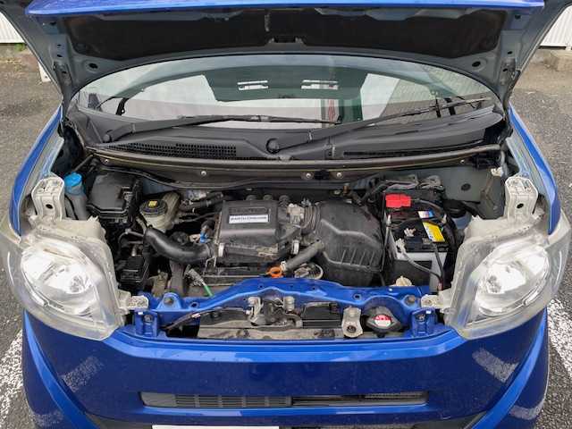 ホンダ Ｎ ＢＯＸ ＋ 2トーン G Lパッケージ 茨城県 2016(平28)年 4.8万km ブリリアントスポーティブルーメタリック2トーン ＧＬパッケージ　/純正ＳＤナビ　/地デジ対応ＴＶ　/Bluetooth　/ＣＤ/ＤＶＤ/バックカメラ/ビルトインＥＴＣ/片側パワースライドドア/横滑り防止装置/電動ミラー/純正フロアマット/プッシュスタート/スマートキー/ウルトラコーティングメンテナンスキット付き