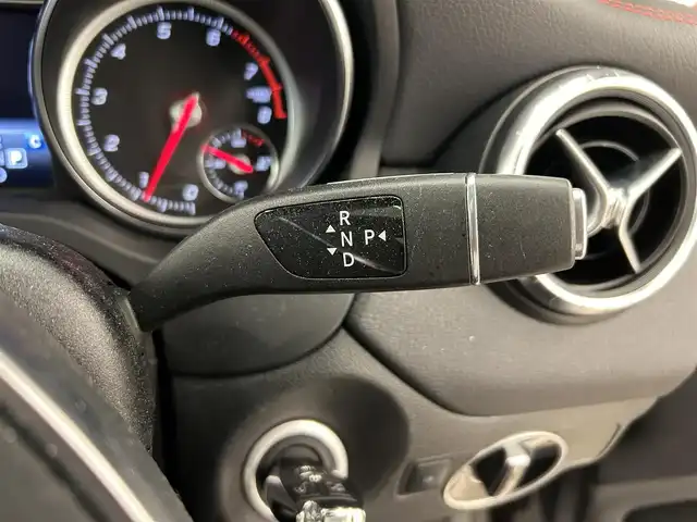 メルセデス・ベンツ ＣＬＡ１８０ Sブレイク AMG スタイル 岡山県 2017(平29)年 5.3万km マウンテングレー 純正ナビ/バックカメラ/Bluetooth/フルセグTV/パノラマガラスゴー/キーレスゴー/ハーマン・カードン/パワーテールゲート/ESP/アクティブブレーキアシスト/アテンションアシスト/ブラインドスポットアシスト/レーンキープアシスト/クルーズコントロール/オートライト/オートワイパー/LEDヘッドライト/アンビエントライト/ダイナミックセレクト/レザーシート/パワーシート/シートヒーター