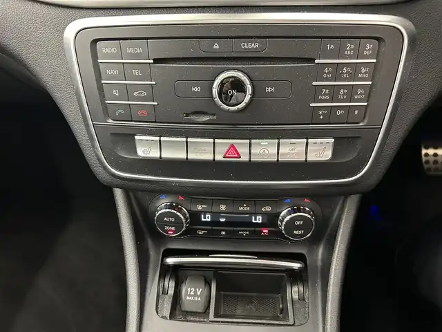 メルセデス・ベンツ ＣＬＡ１８０ Sブレイク AMG スタイル 岡山県 2017(平29)年 5.3万km マウンテングレー 純正ナビ/バックカメラ/Bluetooth/フルセグTV/パノラマガラスゴー/キーレスゴー/ハーマン・カードン/パワーテールゲート/ESP/アクティブブレーキアシスト/アテンションアシスト/ブラインドスポットアシスト/レーンキープアシスト/クルーズコントロール/オートライト/オートワイパー/LEDヘッドライト/アンビエントライト/ダイナミックセレクト/レザーシート/パワーシート/シートヒーター