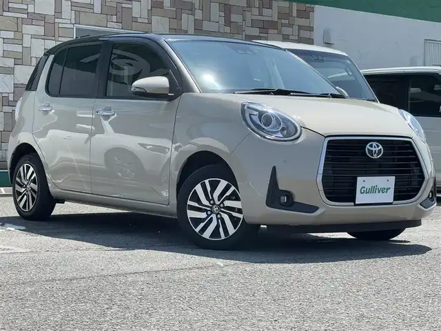 トヨタ パッソ モーダ　Gパッケージ 徳島県 2022(令4)年 1.7万km ブラックマイカメタリック/パウダリーベージュメタリック 2トーン 純正SDナビ　NSCN-W68/　AM/FM/BT/CD/SD/AUX/ワンセグ/ビルトインETC/ドライブレコーダー　TZ-DR210/前後コーナーセンサー/バックカメラ/フォグライト/クリアランスソナー/本革巻きステアリング/純正14インチアルミホイール/純正フロアマット/LEDヘッドライト/オートライト/スマートキー/スペアキー/プッシュスタート/スマートアシスト/新車時保証書/新車時取扱説明書