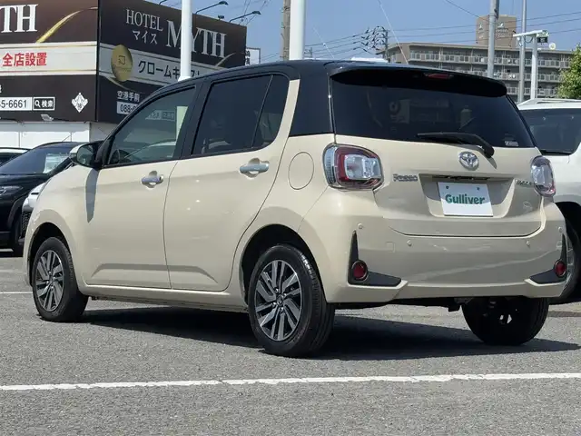トヨタ パッソ モーダ　Gパッケージ 徳島県 2022(令4)年 1.7万km ブラックマイカメタリック/パウダリーベージュメタリック 2トーン 純正SDナビ　NSCN-W68/　AM/FM/BT/CD/SD/AUX/ワンセグ/ビルトインETC/ドライブレコーダー　TZ-DR210/前後コーナーセンサー/バックカメラ/フォグライト/クリアランスソナー/本革巻きステアリング/純正14インチアルミホイール/純正フロアマット/LEDヘッドライト/オートライト/スマートキー/スペアキー/プッシュスタート/スマートアシスト/新車時保証書/新車時取扱説明書
