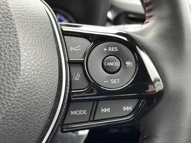 トヨタ ＲＡＶ４ ＰＨＶ ブラックトーン 長野県 2021(令3)年 2.1万km アティチュードブラックマイカ/ホワイトパールクリスタルシャイン ワンオーナー　/４ＷＤ　/フルセグTV　/Bluetooth/ステアリングスイッチ/純正19インチアルミホイール/純正AW付スタッドレス車載/追従クルーズコントロール　/アイドリングストップ　/前後ドラレコ　/プッシュスタート　/プラグインＨＶ　/ＭＴモード付ＡＴ　/寒冷地仕様　/100Ｖ充電　/全方位カメラ/ビルトインETC/電動リアゲート/純正フロアマット/シートヒーター/エアシート/純正フルエアロ/純正アルミ/ステアリングヒーター/社外本革シートカバー/衝突被害軽減装置/レーンキープアシスト/LEDライト/コーナーセンサー/ルーフレール