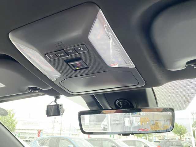 トヨタ ＲＡＶ４ ＰＨＶ ブラックトーン 長野県 2021(令3)年 2.1万km アティチュードブラックマイカ/ホワイトパールクリスタルシャイン ワンオーナー　/４ＷＤ　/フルセグTV　/Bluetooth/ステアリングスイッチ/純正19インチアルミホイール/純正AW付スタッドレス車載/追従クルーズコントロール　/アイドリングストップ　/前後ドラレコ　/プッシュスタート　/プラグインＨＶ　/ＭＴモード付ＡＴ　/寒冷地仕様　/100Ｖ充電　/全方位カメラ/ビルトインETC/電動リアゲート/純正フロアマット/シートヒーター/エアシート/純正フルエアロ/純正アルミ/ステアリングヒーター/社外本革シートカバー/衝突被害軽減装置/レーンキープアシスト/LEDライト/コーナーセンサー/ルーフレール