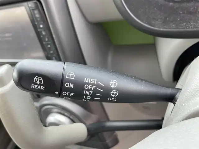 ダイハツ ムーヴ コンテ X 滋賀県 2013(平25)年 9.5万km ブラックマイカメタリック 禁煙車/純正７インチナビ/（CD・DVD・フルセグTV・iPod・Bluetooth）/バックカメラ/アイドリングストップ/キーレス/電動格納ミラー/オートエアコン/ABS/イモビライザー/純正フロアマット