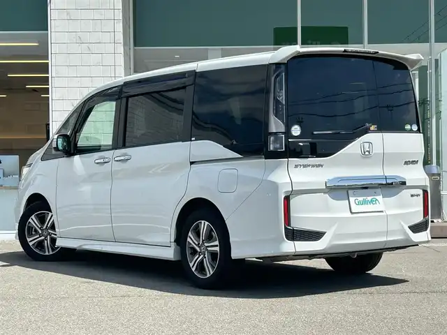 ホンダ ステップワゴン スパーダ eHEV G EXホンダS 兵庫県 2020(令2)年 5.4万km プラチナホワイトパール 純正10インチナビ/フルセグTV/バックカメラ/BT/CD/DVD/USB接続/前後クルコン/ステアリングスイッチ/フォグランプ/ETC2.0/純正前後ドラレコ/ハーフレザーシート/前席シートヒーター/両側パワースライドドア/革巻きステアリング/LEDヘッドライト/オートライト/取扱説明書・保証書