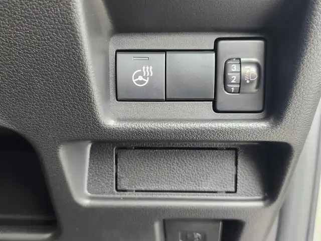 スズキ スペーシア ギア HYBRID XZターボ 愛知県 2024(令6)年 0.2万km モスグレーメタリック 純正9型ナビ（フルセグ、AppleCarplay、Bluetooth）/全方位カメラ/HUD/両側パワスラドア/ACC/電子パーキング/オートホールド/衝突軽減ブレーキ/レーンキープアシスト/LEDヘッドライト/オートハイビーム/シートヒーター（D+N)/ハンドルヒーター/ターボ/スマートキー/オートライト/三点エアバック/フォグライト/電子パーキング/横滑り防止装置