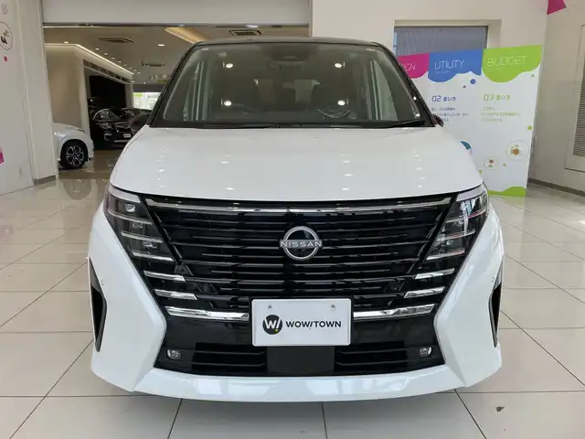 日産 セレナ e－パワー ハイウェイスター V 埼玉県 2025(令7)年 0.1千km パールⅡ エマージェンシーブレーキ　/プロパイロット　/純正ナビ/　　BT/フルセグ　/アラウンドビューモニター　/両側パワースライドドア　/LEDオートライト　/純正16インチアルミ　/ワイヤレス充電 /インテリジェントミラー /ステアリングスイッチ/電子パーキング/純正ETC2.0