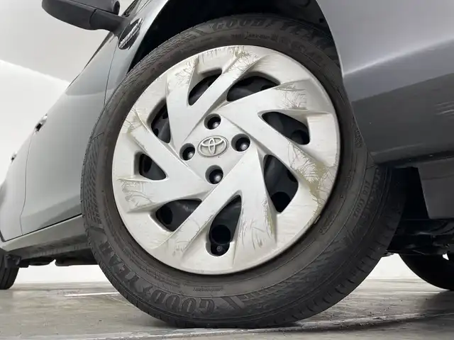 トヨタ アクア S スタイルブラック 群馬県 2016(平28)年 5.9万km ブラックマイカ 純正７型ナビ/CD/SD/Bluetooth/ワンセグTV/トヨタセーフティセンス/PCS/LDA/AHB/オートライト/ハロゲンヘッドライト/ヘッドライトレベライザー/電動格納ミラー/ビルトインETC/純正フロアマット/スマートキー/プッシュスタート/禁煙車