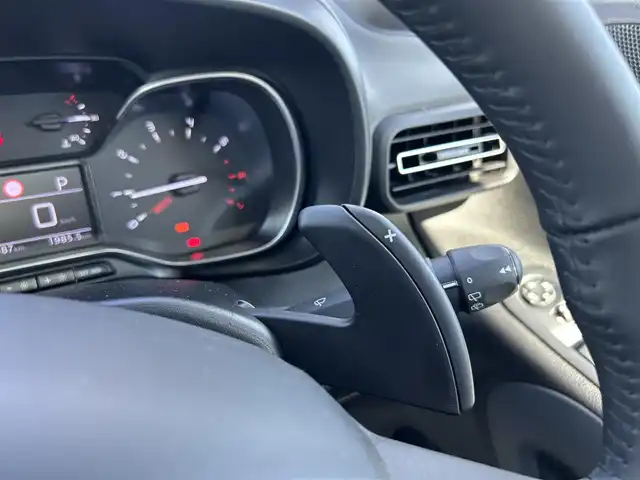 シトロエン シトロエン ベルランゴ シャイン 滋賀県 2023(令5)年 1.8万km GRIS ARTENSE パノラマガラスルーフ　/アクティブセーフティブレーキ　/ＡＣＣ　/ＢＳＭ　/ＬＫＡ　/純正ディスプレイオーディオ　/（ＢＴ／ＣａｒＰｌａｙ／ＤＴＶ）　/バックカメラ　/サイドカメラ　/前後ドラレコ　/ＥＴＣ　/コーナーセンサー/純正16インチAW