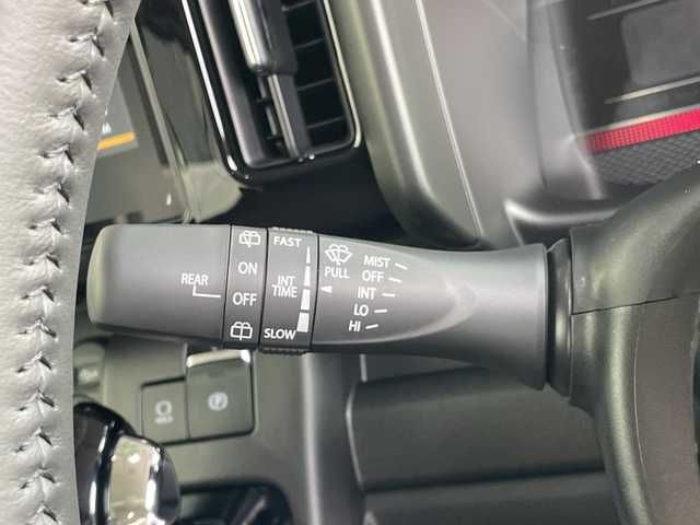 スズキ スペーシア カスタム HYBRID XS 愛知県 2025(令7)年 0.1千km ピュアホワイトパール/ブラック2トーン 届出済未使用車/純正9型ディズプレイオーディオナビ/全方位カメラ/両側パワースライドドア/レーダークルーズコントロール/シートヒーター/バックカメラ/ヘッドアップディスプレイ/コーナーセンサー/純正アルミホイール/LEDヘッドライト/ステアリングヒーター/オートマチックハイビーム/衝突軽減システム/フルセグ/Bluetooth/ステアリングスイッチ/スマートキー/プッシュスタート