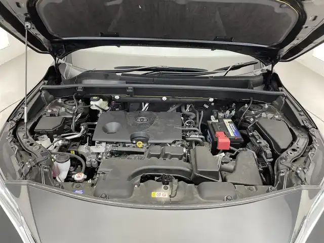 トヨタ ハリアー Z レザーパッケージ 滋賀県 2020(令2)年 4.3万km プレシャスブラックパール １２．３インチ純正ナビ/（Bluetooth/USB/Miracast/フルセグTV ）/Ｆ．Ｓ．Ｂカメラ/コーナーセンサー/前席パワーシート/前席シートヒーター/ステアリングヒーター/パワーリアゲート/ＪＢＬプレミアムサウンド/デジタルインナーミラー/MTモード付AT/ヘッドアップディスプレイ/追従型クルーズコントロール/オートハイビーム/オートライト/本革シート