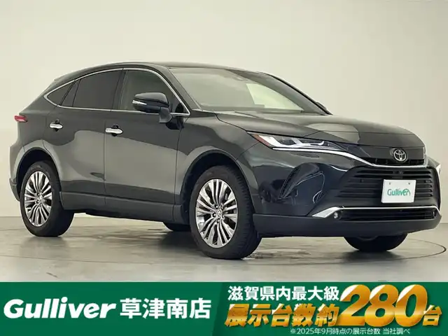 トヨタ ハリアー Z レザーパッケージ 滋賀県 2020(令2)年 4.3万km プレシャスブラックパール １２．３インチ純正ナビ/（Bluetooth/USB/Miracast/フルセグTV ）/Ｆ．Ｓ．Ｂカメラ/コーナーセンサー/前席パワーシート/前席シートヒーター/ステアリングヒーター/パワーリアゲート/ＪＢＬプレミアムサウンド/デジタルインナーミラー/MTモード付AT/ヘッドアップディスプレイ/追従型クルーズコントロール/オートハイビーム/オートライト/本革シート