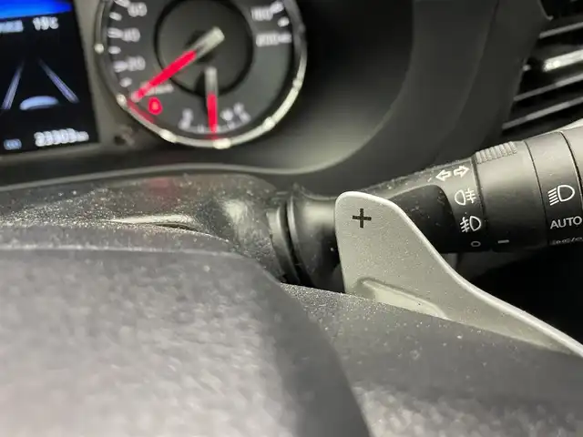 トヨタ ハイラックス Z GRスポーツ 鹿児島県 2023(令5)年 2.4万km スーパーホワイトⅡ 禁煙車　/純正ナビ　/全方位カメラ　/トヨタセーフティセンス　/運転席パワーシート　/前後ドライブレコーダー　/追従型クルーズコントロール　/前後コーナーセンサー　/リアデフロック　/ダウンヒルアシスト/ＥＴＣ　/フロアマット　/ＬＥＤヘッドライト　/オートライト