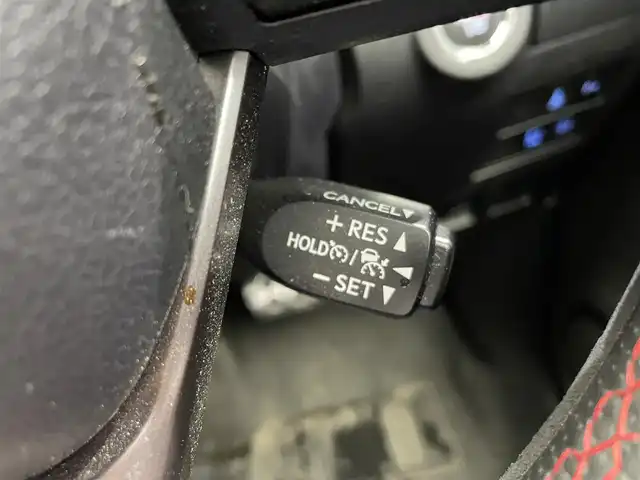 トヨタ ハイラックス Z GRスポーツ 鹿児島県 2023(令5)年 2.4万km スーパーホワイトⅡ 禁煙車　/純正ナビ　/全方位カメラ　/トヨタセーフティセンス　/運転席パワーシート　/前後ドライブレコーダー　/追従型クルーズコントロール　/前後コーナーセンサー　/リアデフロック　/ダウンヒルアシスト/ＥＴＣ　/フロアマット　/ＬＥＤヘッドライト　/オートライト