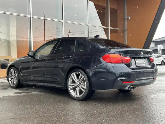 ＢＭＷ ４２０ｉ グランクーペ Mスポーツ 岐阜県 2017(平29)年 4.6万km 黒 純正ナビゲーション/　Bluetooth　CD　DVD/ドライビングアシスト/　レーンディパーチャーウォーニング/　前車接近警告機能/　衝突回避・被害軽減ブレーキ/アクティブクルーズコントロール/レーンチェンジウォーニング/アダプティブLEDヘッドライト/バックカメラ/白革シート