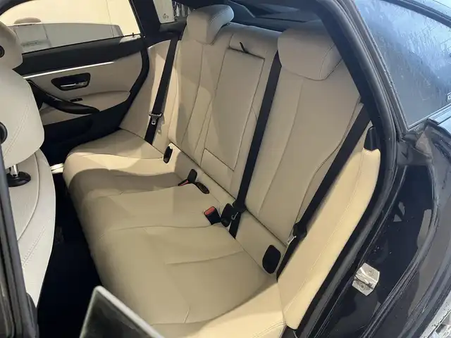 ＢＭＷ ４２０ｉ グランクーペ Mスポーツ 岐阜県 2017(平29)年 4.6万km 黒 純正ナビゲーション/　Bluetooth　CD　DVD/ドライビングアシスト/　レーンディパーチャーウォーニング/　前車接近警告機能/　衝突回避・被害軽減ブレーキ/アクティブクルーズコントロール/レーンチェンジウォーニング/アダプティブLEDヘッドライト/バックカメラ/白革シート