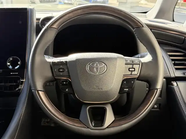 トヨタ アルファード Z 滋賀県 2024(令6)年 0.1万km プラチナホワイトパールマイカ ワンオーナ/モデリスタエアロ/前後ドラレコ/純正ナビ/全方位カメラ/フルセグＴＶ/黒革シート/シートヒーター/シートベンチレーション/ハンドルヒーター/両側パワースライドドア/ＢＳＭ/メモリシート/パワーシート/追従式クルコン