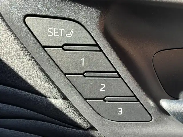 トヨタ アルファード Z 滋賀県 2024(令6)年 0.1万km プラチナホワイトパールマイカ ワンオーナ/モデリスタエアロ/前後ドラレコ/純正ナビ/全方位カメラ/フルセグＴＶ/黒革シート/シートヒーター/シートベンチレーション/ハンドルヒーター/両側パワースライドドア/ＢＳＭ/メモリシート/パワーシート/追従式クルコン