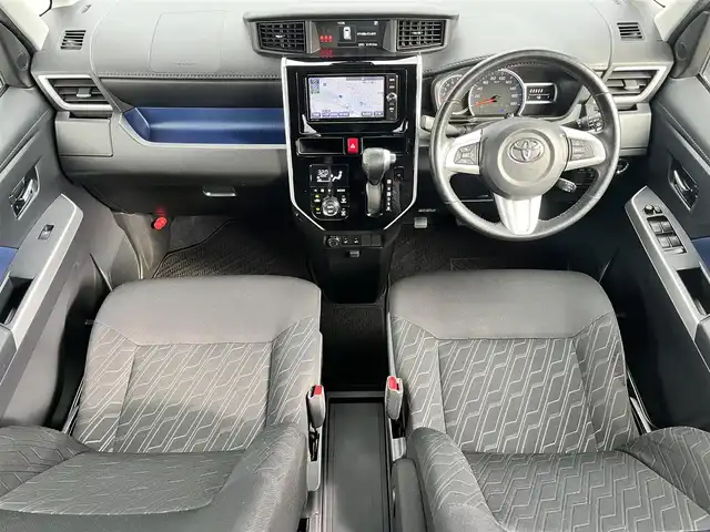 トヨタ ルーミー カスタムG S 滋賀県 2017(平29)年 6.2万km ブラックマイカメタリック 純正SDナビ/【Bluetooth/CD/DVD/フルセグ 】/バックカメラ/両側パワースライドドア/シートヒーター/追従クルーズコントロール/純正LEDライト/アイドリングストップ/純正14アルミ/前方ドライブレコーダー/ビルトインETC