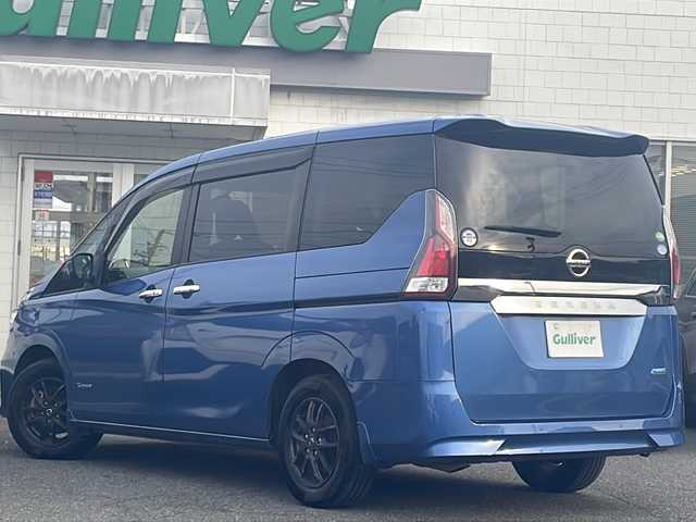 日産 セレナ X Vセレクション 三重県 2018(平30)年 13.9万km シャイニングブルー メーカーオプション/・LEDヘッドランプ/セーフティパックA/・サイド/カーテンエアバック/・アラウンドビューモニター/・踏み間違い衝突防止アシスト/・インテリジェントパーキングアシスト/・進入禁止標識検知/・ふらつき警報/・フロント/バックソナー/・ヒーター付ドアミラー/エマージェンシーブレーキ/車線逸脱警報/純正9型SDナビ/フルセグTV/【CD/DVD/BD/SD/Bluetooth/ipod】/ビルトインETC/両側パワースライドドア/クルーズコントロール/オートライト/195/65R15インチ純正AW/プッシュスタート/スマートキー/スペアキー/純正フロアマット