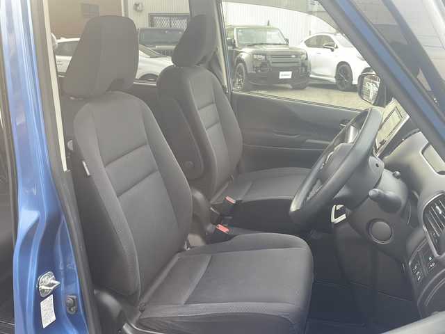 日産 セレナ X Vセレクション 三重県 2018(平30)年 13.9万km シャイニングブルー メーカーオプション/・LEDヘッドランプ/セーフティパックA/・サイド/カーテンエアバック/・アラウンドビューモニター/・踏み間違い衝突防止アシスト/・インテリジェントパーキングアシスト/・進入禁止標識検知/・ふらつき警報/・フロント/バックソナー/・ヒーター付ドアミラー/エマージェンシーブレーキ/車線逸脱警報/純正9型SDナビ/フルセグTV/【CD/DVD/BD/SD/Bluetooth/ipod】/ビルトインETC/両側パワースライドドア/クルーズコントロール/オートライト/195/65R15インチ純正AW/プッシュスタート/スマートキー/スペアキー/純正フロアマット