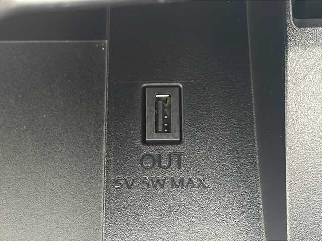 日産 セレナ X Vセレクション 三重県 2018(平30)年 13.9万km シャイニングブルー メーカーオプション/・LEDヘッドランプ/セーフティパックA/・サイド/カーテンエアバック/・アラウンドビューモニター/・踏み間違い衝突防止アシスト/・インテリジェントパーキングアシスト/・進入禁止標識検知/・ふらつき警報/・フロント/バックソナー/・ヒーター付ドアミラー/エマージェンシーブレーキ/車線逸脱警報/純正9型SDナビ/フルセグTV/【CD/DVD/BD/SD/Bluetooth/ipod】/ビルトインETC/両側パワースライドドア/クルーズコントロール/オートライト/195/65R15インチ純正AW/プッシュスタート/スマートキー/スペアキー/純正フロアマット