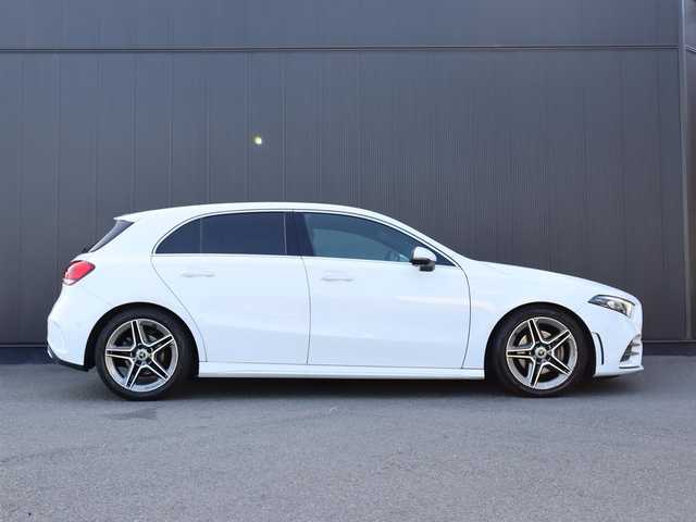 メルセデス・ベンツ Ｍ・ベンツ Ａ２００ｄ AMGライン 香川県 2019(令1)年 3.9万km ポーラホワイト レザーエクスクルーシブパッケージ/アドバンスドパッケージ/・360°カメラ/・HUD/・アドバンスドサウンドシステム/パノラミックスライディングルーフ/レーダーセーフティパッケージ/・アクティブディスタンスアシスト・ディストロニック/・アクティブブレーキアシスト/・BSA/・LKA/・アクティブステアリングアシスト/ナビゲーションパッケージ/３６０°カメラ/アンビエントライト/シートヒーター（フロント）/メモリー付きパワーシート/キーレスゴー