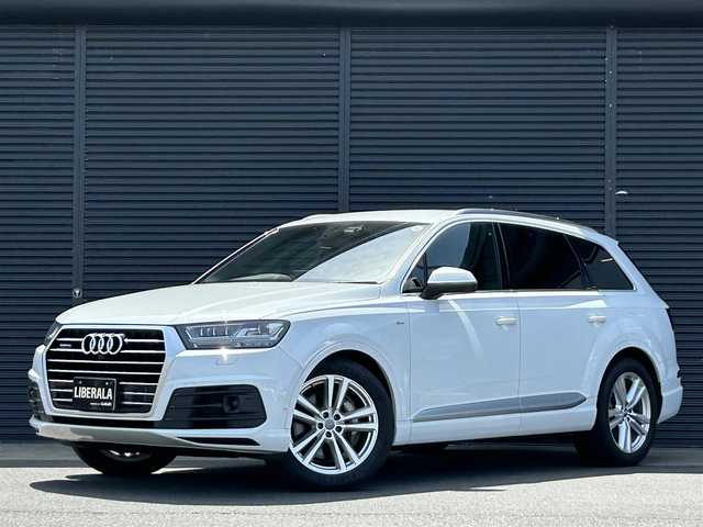 アウディ Ｑ７ 3.0TFSI クワトロ Sライン PKG 茨城県 2018(平30)年 6.3万km グレイシアホワイトメタリック Ｓラインパッケージ　/７シーターＰＫＧ　/・サンブラインド　/・全席Ｓヒーター　/・4ゾーンデラックスオートマチックエアコンディショナー/リアアシスタンスＰ　/・アウディプレセンスリア　/・アウディサイドアシスト　/・サイドエアバック/マトリクスLED/ＡＣＣ　/レーンアシスト/黒革スポーツシート　/M付パワーシート/パワーテールゲート/３６０度カメラ　/ナビ　/１２セグ/CarPlay/ETC2.0/禁煙車