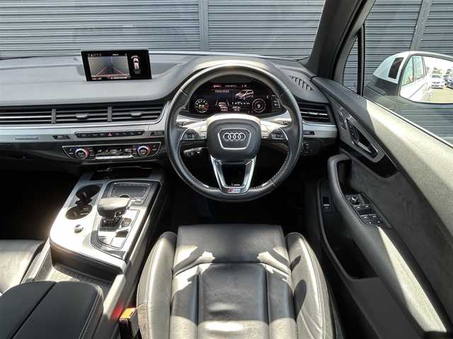 アウディ Ｑ７ 3.0TFSI クワトロ Sライン PKG 茨城県 2018(平30)年 6.3万km グレイシアホワイトメタリック Ｓラインパッケージ　/７シーターＰＫＧ　/・サンブラインド　/・全席Ｓヒーター　/・4ゾーンデラックスオートマチックエアコンディショナー/リアアシスタンスＰ　/・アウディプレセンスリア　/・アウディサイドアシスト　/・サイドエアバック/マトリクスLED/ＡＣＣ　/レーンアシスト/黒革スポーツシート　/M付パワーシート/パワーテールゲート/３６０度カメラ　/ナビ　/１２セグ/CarPlay/ETC2.0/禁煙車