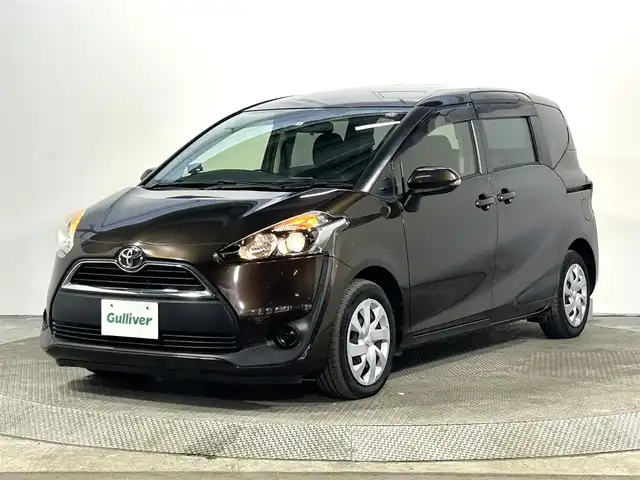 トヨタ シエンタ G 大阪府 2016(平28)年 5.1万km ヴィンテージブラウンパールクリスタルシャイン 社外ナビ(フルセグ/DVD再生/Bluetooth) バックカメラ ETC 両側パワースライドドア シートヒーター アイドリングストップ スマートキー プッシュスタート オートエアコン 禁煙車