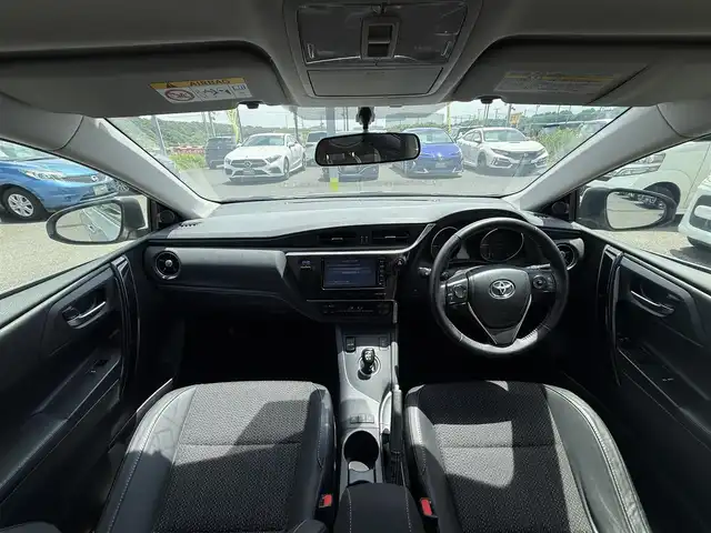 トヨタ オーリスハイブリッド 千葉県 2016(平28)年 8.6万km シルバーM 純正ナビ/バックカメラ/ハーフレザー/ビルトインＥＴＣ/ＢＬＵＥＴＯＯＴＨ/スマートキー/プッシュスタート/ＬＥＤヘッドライト/純正アルミホイール/オートライト/ＡＵＸ/純正フロアマット