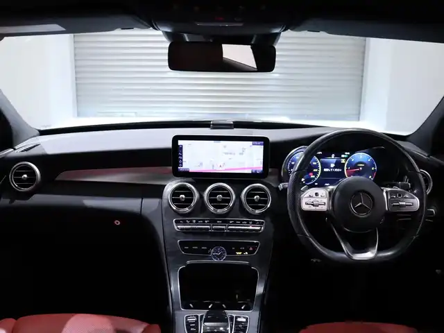メルセデス・ベンツ Ｃ２２０ｄ 静岡県 2020(令2)年 4.2万km オブシディアンブラック ナビ/360°カメラ/クルーズコントロール/サンルーフ/プッシュスタート/パワーバックドア/ETC2.0/AppleCarPlay対応/AndroidAuto対応/ワイヤレス充電/Burmesterサウンドシステム/ヘッドアップディスプレイ
