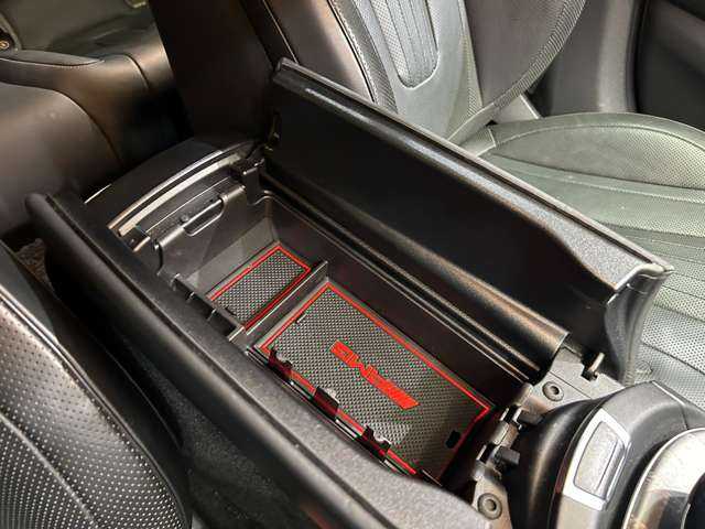 メルセデス・ベンツ ＣＬＳ２２０ｄ スポーツ エクスクルーシブPKG 千葉県 2018(平30)年 4.7万km ダイヤモンドホワイト サンルーフ　/純正ナビ　/３６０°ＡＣＣ　/ＨＵＤ　/黒革　/シートヒーター　/ベンチレーター　/パワーシート　/ＬＥＤヘッドライト　/ハイビームアシスト/電動リアゲート　/アンビエントライト　/ＡＭＧ２０インチＡＷ