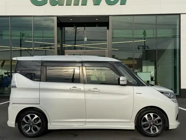 スズキ ソリオ バンディット HV MV 栃木県 2016(平28)年 7.9万km ピュアホワイトP KENWOODナビ/Bluetoothオーディオ/ワンセグTV走行中視聴可能/DVD再生機能/バックカメラ/ステアリングリモコン/左側パワースライドドア /運転席シートヒーター/シートバックテーブル/nanoe搭載フルオートエアコン/LEDヘッドライト/前後ドライブレコーダー/純正15インチAW/スマートキー×2