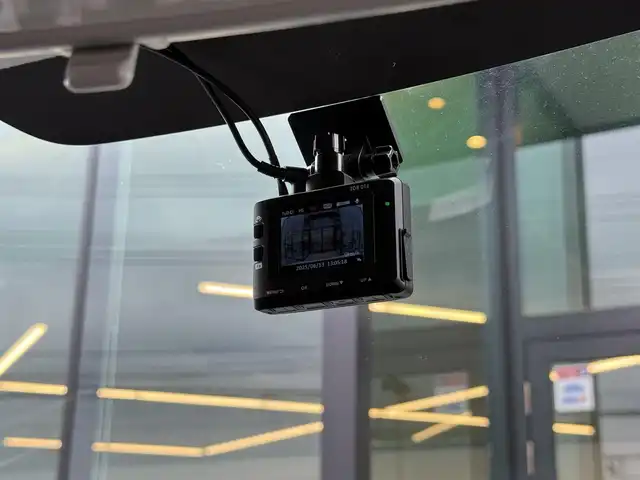 スズキ ソリオ バンディット HV MV 栃木県 2016(平28)年 7.9万km ピュアホワイトP KENWOODナビ/Bluetoothオーディオ/ワンセグTV走行中視聴可能/DVD再生機能/バックカメラ/ステアリングリモコン/左側パワースライドドア /運転席シートヒーター/シートバックテーブル/nanoe搭載フルオートエアコン/LEDヘッドライト/前後ドライブレコーダー/純正15インチAW/スマートキー×2
