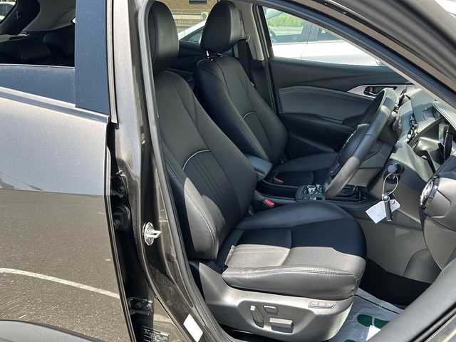 マツダ ＣＸ－３ XDプロアクティブSパッケージ 茨城県 2018(平30)年 3.7万km チタニウムフラッシュマイカ 純正メモリナビ/(地デジTV・CD・DVD・BT・USB・ラジオ再生)/360度アラウンドビューカメラ/レーダークルーズコントロール/レーンアシスト/衝突軽減ブレーキ/ブラインドスポットモニター/ハーフレザーシート/シートヒーター/パワーシート/メモリシート/ETC/オートライト/LEDヘッドライト/純正18inアルミホイール/フロアマット/スマートキー