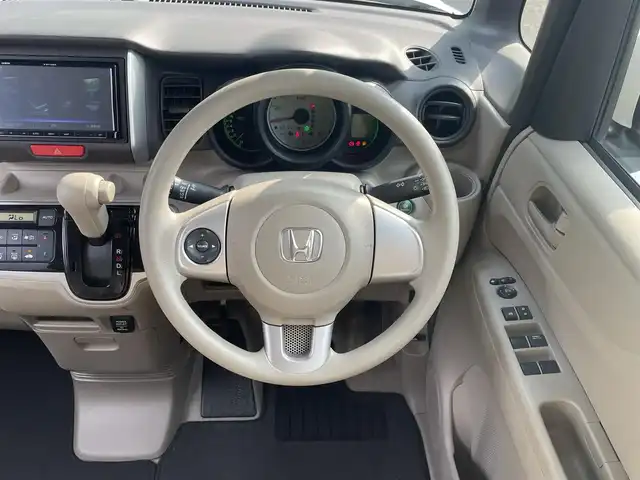 ホンダ Ｎ ＢＯＸ ＋ G Lパッケージ 岡山県 2013(平25)年 8.9万km プレミアムホワイトパール 社外メモリナビ　CN-RE04D/フルセグTV、CD、DVD、AM、FM、Bluetooth/両側スライド/車いす仕様車/電動ウィンチ/ステアリングリモコン/スマートキー/社外アルミホイール