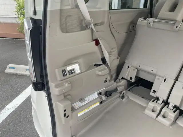 ホンダ Ｎ ＢＯＸ ＋ G Lパッケージ 岡山県 2013(平25)年 8.9万km プレミアムホワイトパール 社外メモリナビ　CN-RE04D/フルセグTV、CD、DVD、AM、FM、Bluetooth/両側スライド/車いす仕様車/電動ウィンチ/ステアリングリモコン/スマートキー/社外アルミホイール
