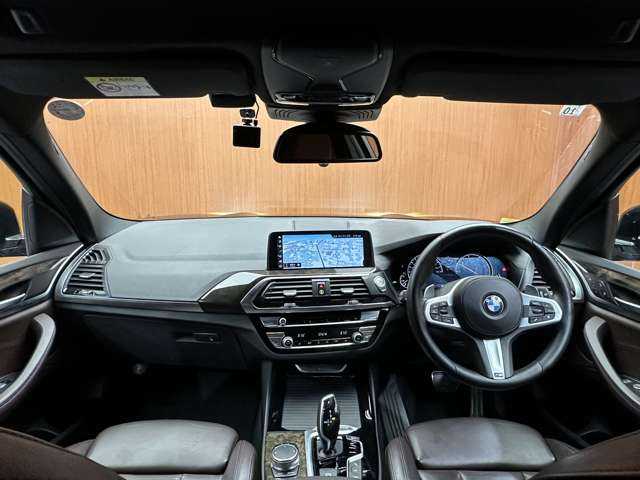 ＢＭＷ Ｘ３ xDrive20d Mスポーツ 千葉県 2018(平30)年 5.9万km 黒Ｍ ハイラインＰＫＧ　/茶革シート　/ＡＣＣ　/ナビ　/ＴＶ　/Ｂｌｕｅｔｏｏｔｈ接続　/３６０°前後シートヒーター　/電動リアゲート　/パーキングアシスタントプラス　/ＬＥＤヘッドライト　/衝突軽減Ｂ　/ＢＳＭ　/ＬＫＡ
