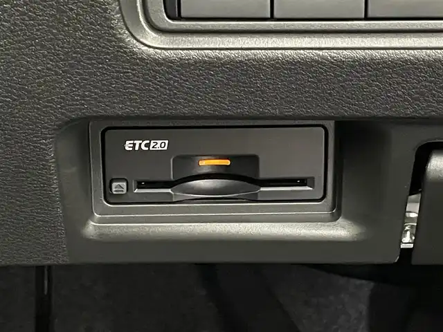 日産 セレナ e－パワー ハイウェイスター V 埼玉県 2025(令7)年 0.1千km プリズムホワイト 登録済未使用車　純正１２．３インチディスプレイオーディオ　フリップダウンモニター　アラウンドビュー　ＢＳＩ　プロパイロット　インテリジェントルームミラー　ＥＴＣ２．０　前後ドラレコ　ワイヤレス充電