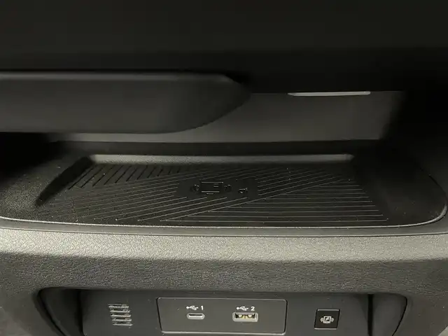 日産 セレナ e－パワー ハイウェイスター V 埼玉県 2025(令7)年 0.1千km プリズムホワイト 登録済未使用車　純正１２．３インチディスプレイオーディオ　フリップダウンモニター　アラウンドビュー　ＢＳＩ　プロパイロット　インテリジェントルームミラー　ＥＴＣ２．０　前後ドラレコ　ワイヤレス充電