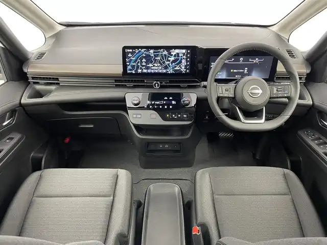 日産 セレナ e－パワー ハイウェイスター V 埼玉県 2025(令7)年 0.1千km プリズムホワイト 登録済未使用車　純正１２．３インチディスプレイオーディオ　フリップダウンモニター　アラウンドビュー　ＢＳＩ　プロパイロット　インテリジェントルームミラー　ＥＴＣ２．０　前後ドラレコ　ワイヤレス充電
