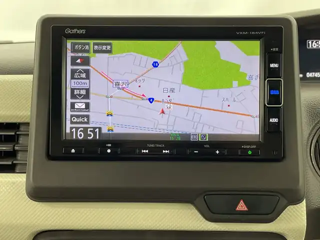 ホンダ Ｎ ＢＯＸ G L ホンダセンシング 栃木県 2018(平30)年 4.8万km ルナシルバーM 純正ナビ/（CD/DVD/Bluetooth/フルセグＴＶ）/バックカメラ/ホンダセンシング/リアコーナーセンサー/ビルトインＥＴＣ/前方ドラレコ/片側パワースライド/オートライト/LEDヘッドライト/横滑り防止装置/スマートキー/プッシュスタート/アイドリングストップ/ステアリングスイッチ/電動格納ミラー/社外アルミホイール/純正フロアマット
