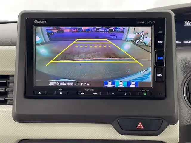 ホンダ Ｎ ＢＯＸ G L ホンダセンシング 栃木県 2018(平30)年 4.8万km ルナシルバーM 純正ナビ/（CD/DVD/Bluetooth/フルセグＴＶ）/バックカメラ/ホンダセンシング/リアコーナーセンサー/ビルトインＥＴＣ/前方ドラレコ/片側パワースライド/オートライト/LEDヘッドライト/横滑り防止装置/スマートキー/プッシュスタート/アイドリングストップ/ステアリングスイッチ/電動格納ミラー/社外アルミホイール/純正フロアマット