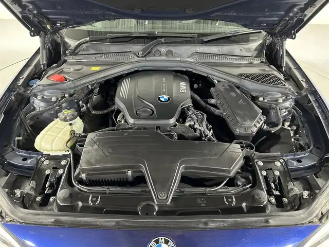 ＢＭＷ １１８ｄ スタイル 佐賀県 2016(平28)年 10.7万km 青 純正HDDナビ/FM/AMAUX/USB/CD/DVD/Bluetooth/バックカメラ/コーナーセンサー/LEDヘッドライト/フォグランプ/クルーズコントロール/ドライブレコーダー/ETC/プッシュスタート/スマートキー/スペアキー/AAC/純正16インチアルミホイール/純正オーディオ/ウィンカーミラー/電動格納ミラー