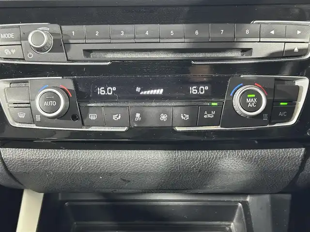 ＢＭＷ １１８ｄ スタイル 佐賀県 2016(平28)年 10.7万km 青 純正HDDナビ/FM/AMAUX/USB/CD/DVD/Bluetooth/バックカメラ/コーナーセンサー/LEDヘッドライト/フォグランプ/クルーズコントロール/ドライブレコーダー/ETC/プッシュスタート/スマートキー/スペアキー/AAC/純正16インチアルミホイール/純正オーディオ/ウィンカーミラー/電動格納ミラー